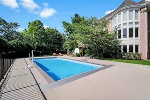 151 Palmer Cir, Vernon Hills, IL 60061 - Photo 81