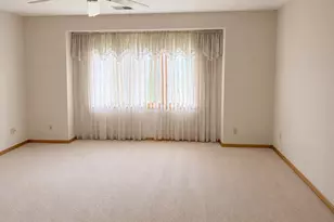 7702 Northfield Ln, Tinley Park, IL 60487 - Photo 13
