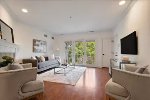 2536 McDaniel Ave, Evanston, IL 60201 - Photo 5