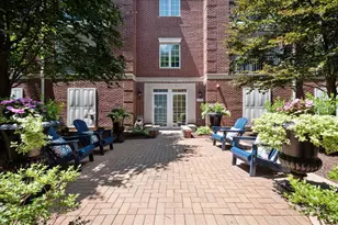 2536 McDaniel Ave, Evanston, IL 60201 - Photo 3