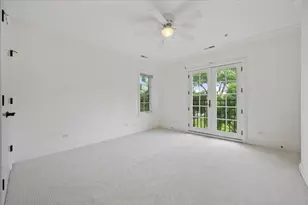 2536 McDaniel Ave, Evanston, IL 60201 - Photo 17