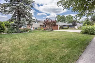 2105 Glenwood Ave, Joliet, IL 60435 - Photo 19