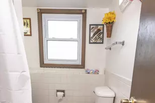 2105 Glenwood Ave, Joliet, IL 60435 - Photo 15