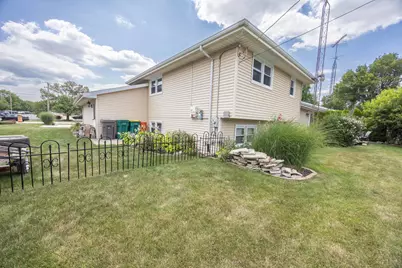 2105 Glenwood Avenue, Joliet, IL 60435 - Photo 23