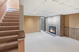 645 Stout Ct, Gurnee, IL 60031 - Photo 23
