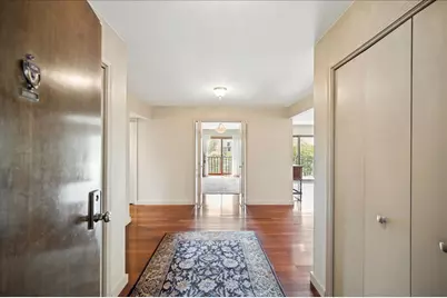1 The Court Of Harborside #204, Northbrook, IL 60062 - Photo 3