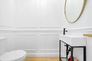 344 W Scott St, Chicago, IL 60610 - Photo 15