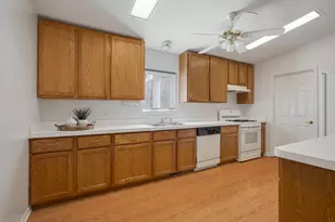2516 Lippizan Ln, Grayslake, IL 60030 - Photo 15