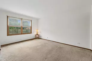 1520 Wicker St, Woodstock, IL 60098 - Photo 15