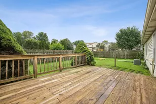 1520 Wicker St, Woodstock, IL 60098 - Photo 23
