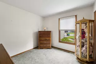 1520 Wicker St, Woodstock, IL 60098 - Photo 13