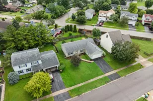 1520 Wicker St, Woodstock, IL 60098 - Photo 3