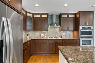 2843 N Lincoln Ave, Chicago, IL 60657 - Photo 9