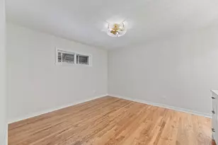 707 S Elmwood Ave, Waukegan, IL 60085 - Photo 11