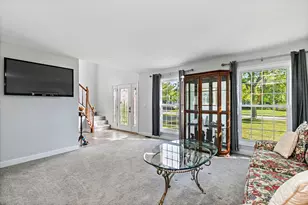 1093 W Stone Creek Cir, Crystal Lake, IL 60014 - Photo 5