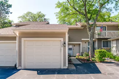 135 Brandywine Court, Vernon Hills, IL 60061 - Photo 1