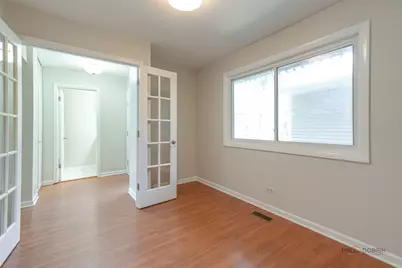 135 Brandywine Court, Vernon Hills, IL 60061 - Photo 7