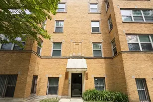 2046 W Touhy Ave, Chicago, IL 60645 - Photo 1