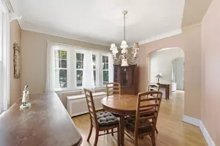 3829 W Addison St, Chicago, IL 60618 - Photo 13
