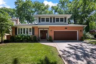 811 S Roosevelt Ave, Arlington Heights, IL 60005 - Photo 1
