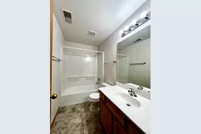 2405 Wilton Lane #2405, Aurora, IL 60502 - Photo 7