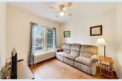 5829 N Mobile Avenue, Chicago, IL 60646 - Photo 13