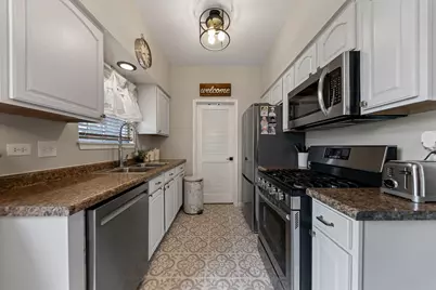 1300 Burns Lane, Minooka, IL 60447 - Photo 5