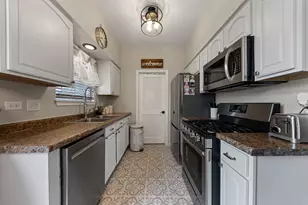 1300 Burns Ln, Minooka, IL 60447 - Photo 5