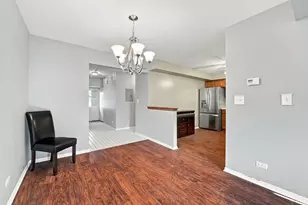 875 N Tamarac Blvd, Addison, IL 60101 - Photo 5