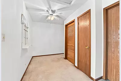 875 N Tamarac Boulevard, Addison, IL 60101 - Photo 15