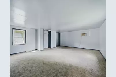 704 12th Avenue, Sterling, IL 61081 - Photo 13