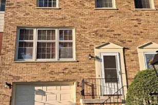 8805 44th Pl, Brookfield, IL 60513 - Photo 1