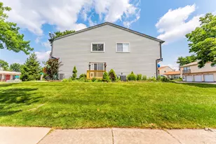 234 Algonquin Ct, Bolingbrook, IL 60440 - Photo 3