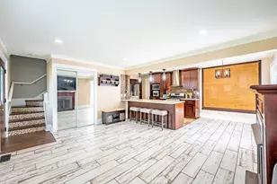 234 Algonquin Ct, Bolingbrook, IL 60440 - Photo 5