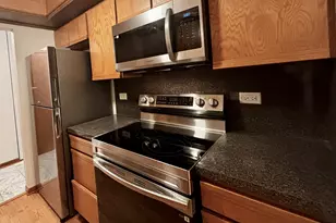 540 Biesterfield Rd, Elk Grove Village, IL 60007 - Photo 9