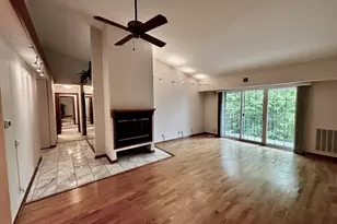 540 Biesterfield Rd, Elk Grove Village, IL 60007 - Photo 3