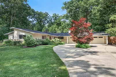 54 Oakwood Lane, Lincolnshire, IL 60069 - Photo 1