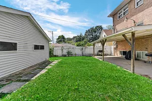 2119 S Grove St, Blue Island, IL 60406 - Photo 21