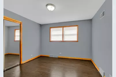 2119 S Grove Street, Blue Island, IL 60406 - Photo 13