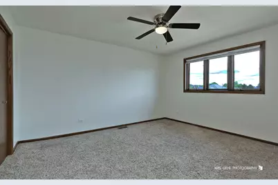 14826 Ridgewood Drive, Oak Forest, IL 60452 - Photo 25
