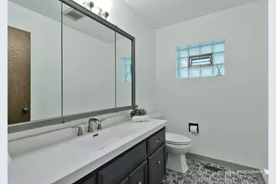 14826 Ridgewood Drive, Oak Forest, IL 60452 - Photo 17