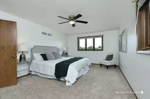 14826 Ridgewood Dr, Oak Forest, IL 60452 - Photo 21