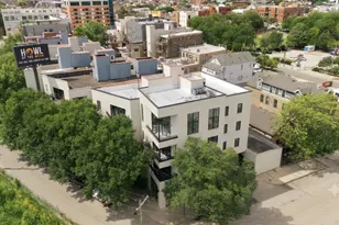 1656 N Bosworth Ave, Chicago, IL 60642 - Photo 1