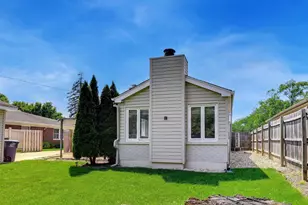 703 Webster Ave, Wheaton, IL 60187 - Photo 23