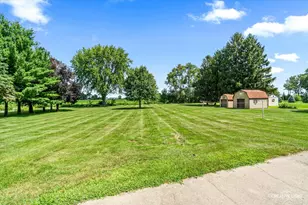 51 Dawn Ave, Plano, IL 60545 - Photo 27