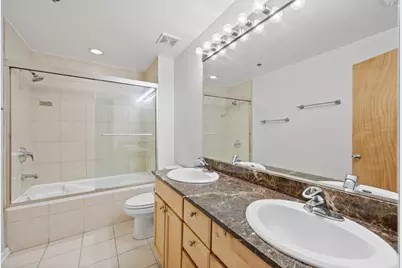 2310 S Canal Street #215, Chicago, IL 60616 - Photo 15