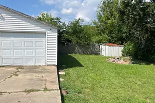 3025 Arlington Dr, Princeton, IL 61356 - Photo 5