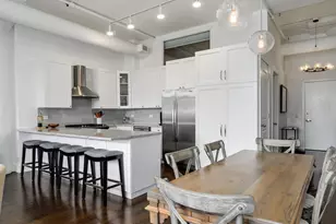 [Address not provided], Chicago, IL 60654 - Photo 17