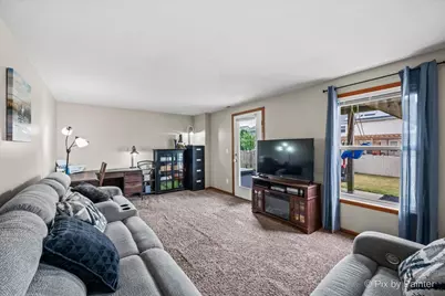 8358 Crooked Bend Road, Machesney Park, IL 61115 - Photo 27