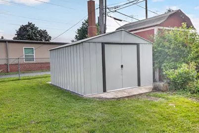 576 Dara James Road, Des Plaines, IL 60016 - Photo 33